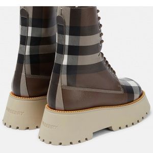 Burberry Lather boots